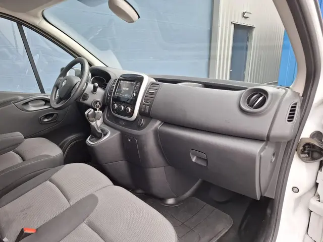 Renault Trafic 2.0 dCi 145 T27 L1H1 Comfort 2021 Diesel 39