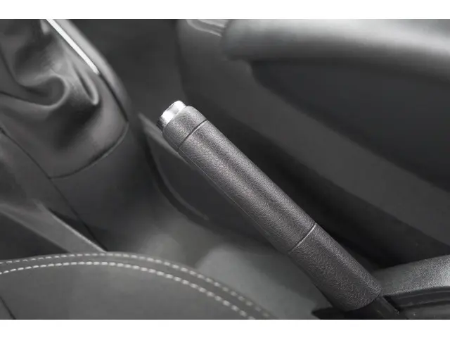 Peugeot 208 PureTech 110 Tech Edition 2018 Benzine 44