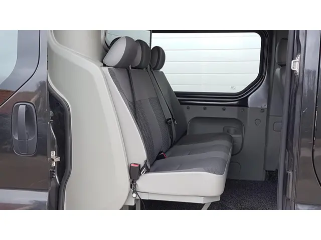 Opel Vivaro 2.0 CDTI L2H1 DC EcoFLEX Marge/Nap! 2012 Diesel 12