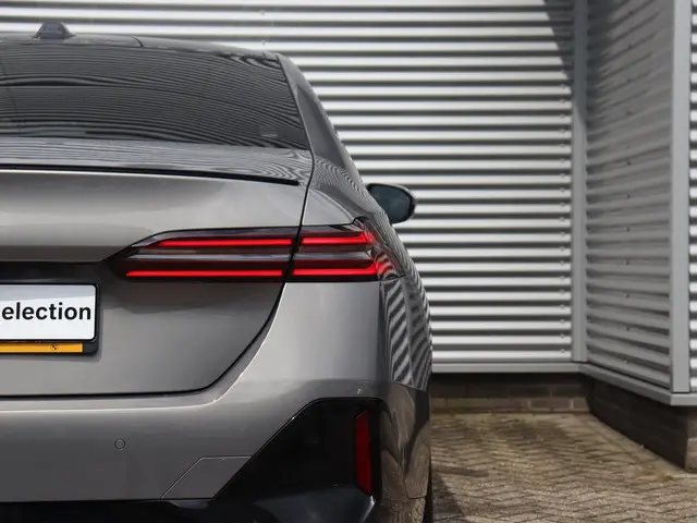 BMW i5 Sedan eDrive40 2024 Elektrisch 39