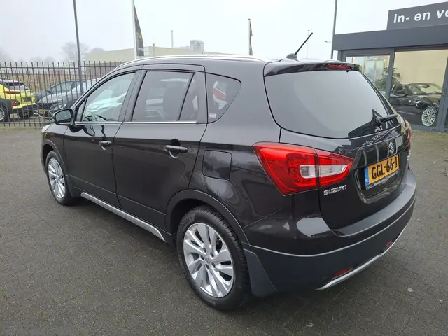 Suzuki S-Cross 3
