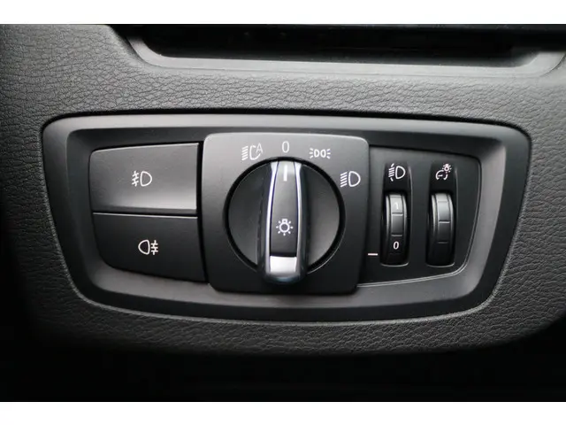 BMW X1 xDrive25e Executive 2021 Hybride Benzine 31