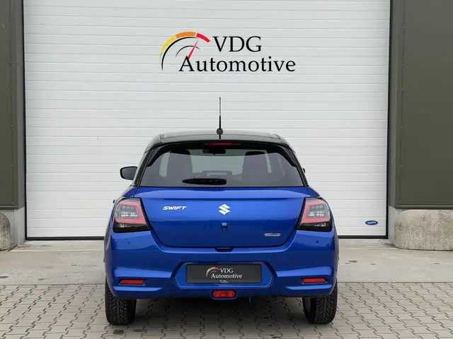 Suzuki Swift 1.2 Select Smart Hybrid 2025 Benzine 11
