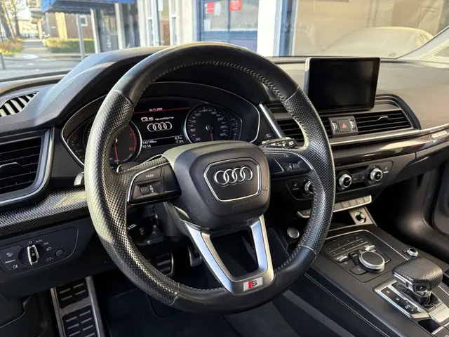 Audi Q5 2.0 TFSI quattro Launch Edition 2017 Benzine 14