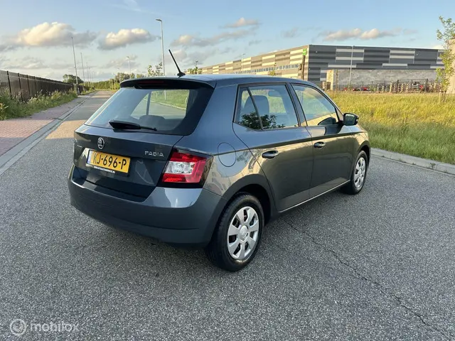 Škoda Fabia 1.0 Active 2015 Benzine 3