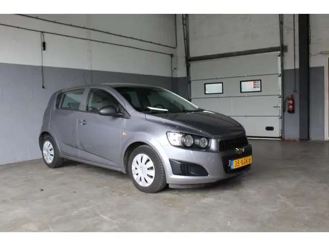 Chevrolet Aveo 1.2 LS 2012 Benzine 4