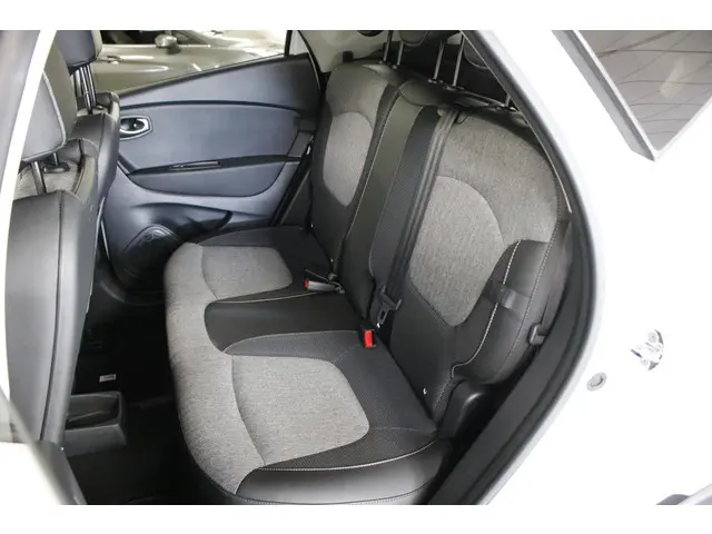 Renault Captur 1.3 TCe Intens 131 PK. 2019 Benzine 6