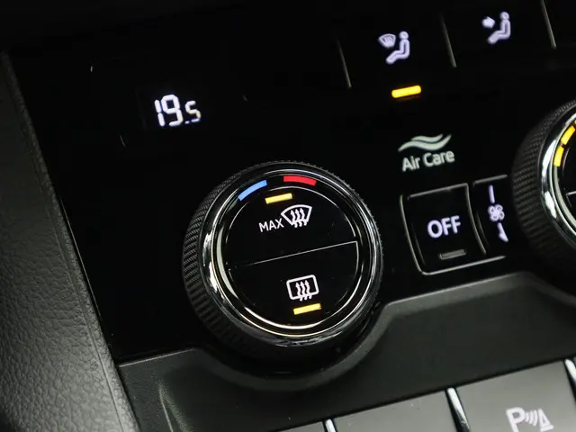 Škoda Karoq 1.5TSI/150PK ACT Sportline DSG 2025 Benzine 9