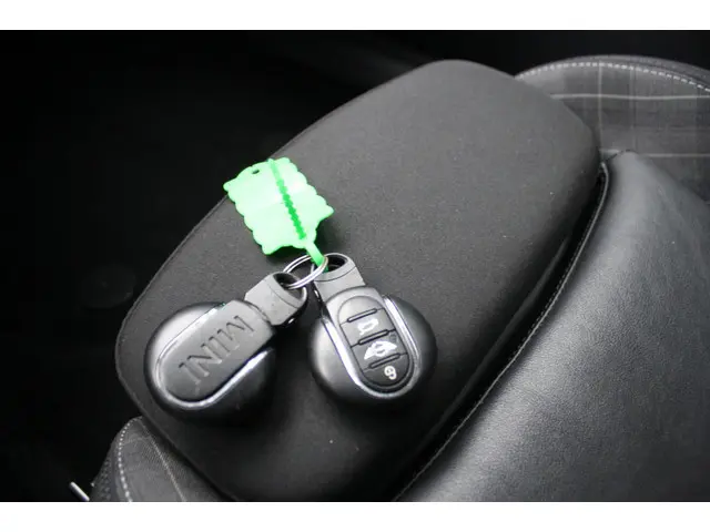 MINI One Mini 1.2 Chili Business 2015 Benzine 26