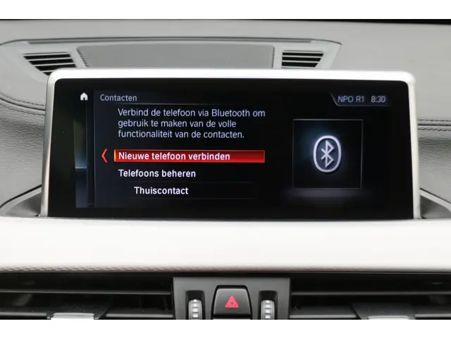 BMW X1 sDrive18i High Executive 2021 Benzine 38