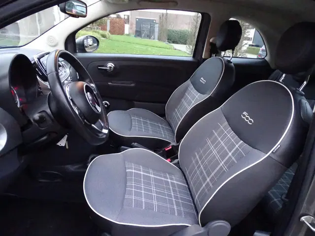 Fiat 500C 0.9 TwinAir Turbo Lounge cabrio 2016 Benzine 10