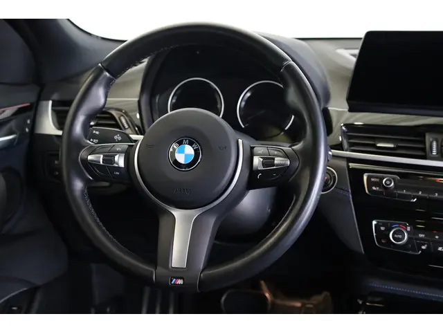 BMW X2 sDrive18i 2021 Benzine 11