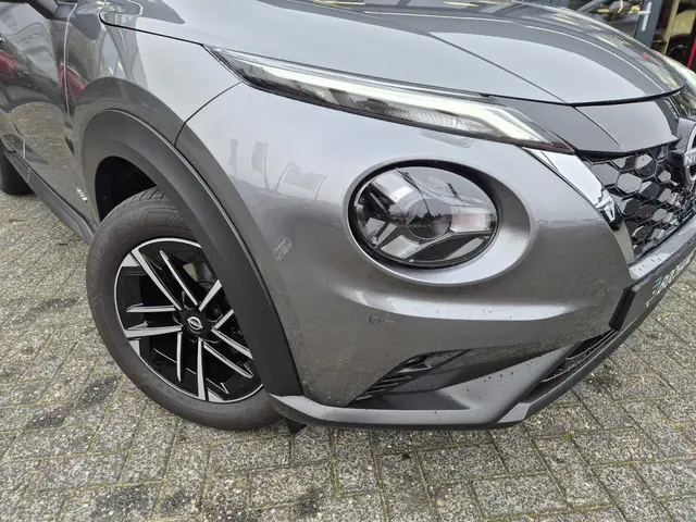 Nissan Juke 1.6 Hybrid N-Connecta 2024 Hybride Benzine 23