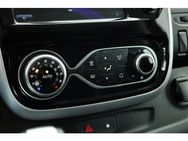 Renault Trafic 2.0 dCi 170pk L2H1 | Automaat 2020 Diesel 13