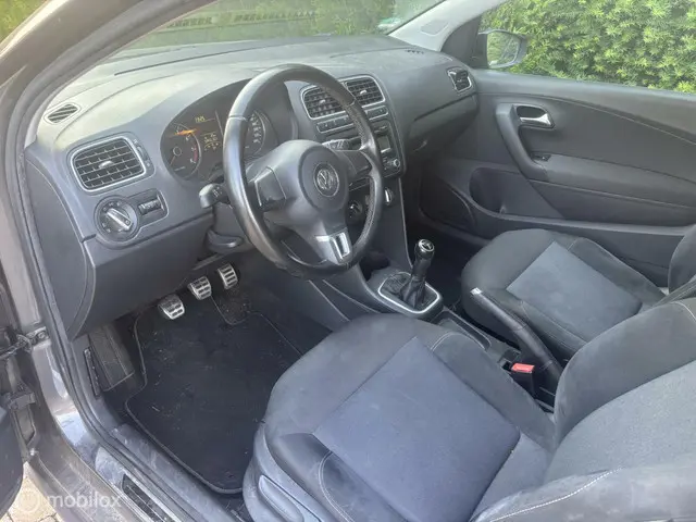 Volkswagen Polo 1.2 Easyline 2025 Benzine 12