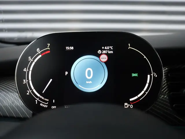 MINI 5-Deurs Cooper 2023 Benzine 25