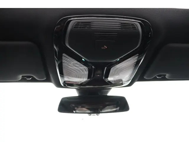 BMW 3 Serie 320e 2024 Hybride Benzine 25