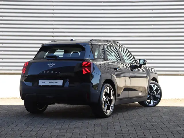 MINI Aceman E 2025 Elektrisch 2
