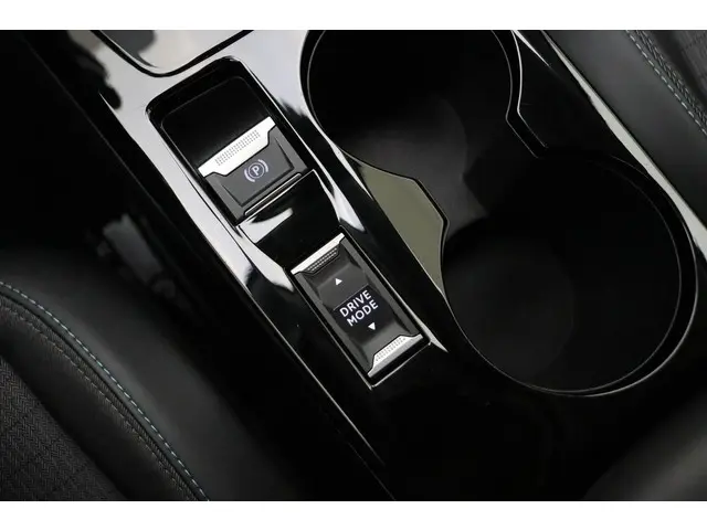 Peugeot 2008 1.2 PureTech Allure Pack 2022 Benzine 31
