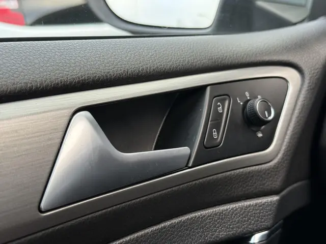 Volkswagen Golf 1.2 TSI Highline 2014 Benzine 18