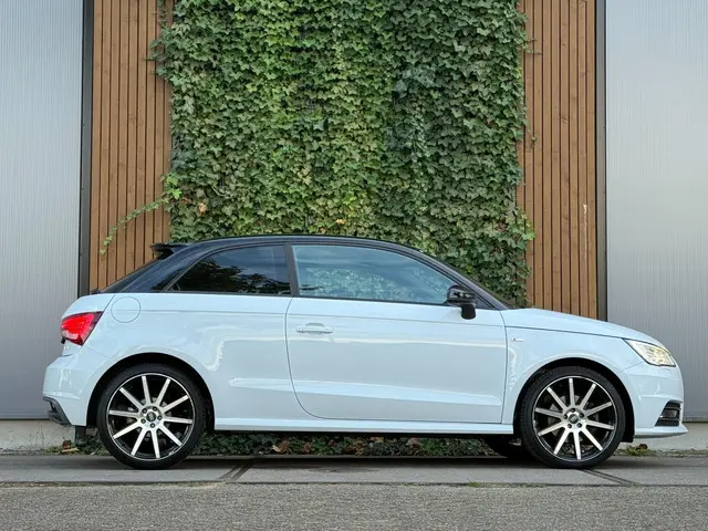 Audi A1 1.4 TFSI Sport Pro S-LINE 2015 Benzine 5