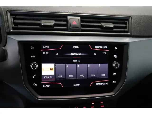 SEAT Arona 1.0 TSI Style Business Intense 2019 Benzine 14