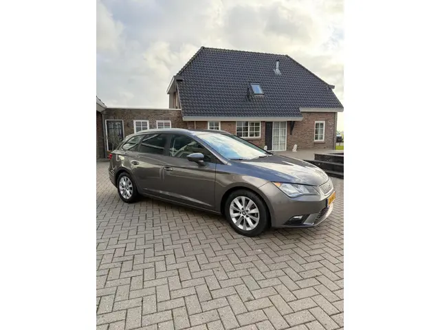 SEAT Leon ST - 1.0 EcoTSI Style Connect 2015 Benzine 5
