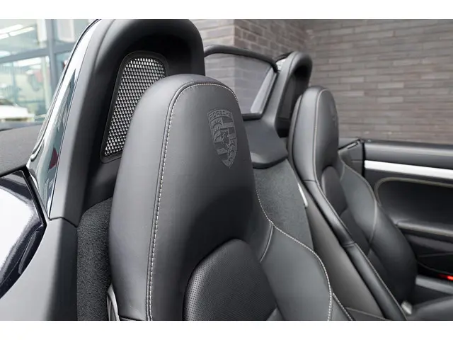 Porsche 718 Boxster GTS 25 Years 2021 Benzine 21