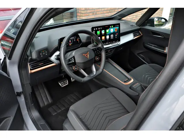 CUPRA Born 170KW 62 kWh 2024 Elektrisch 4