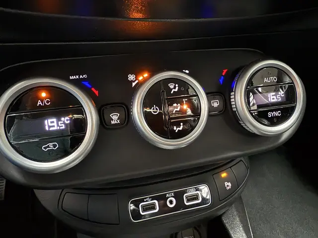 Fiat 500X 1.0 FireFly Turbo 120 Connect 2020 Benzine 12