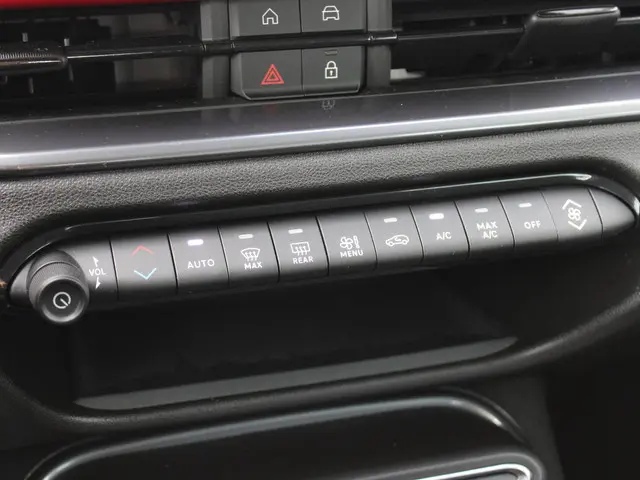 Fiat 600 600e RED 54 kWh 2024 Elektrisch 11