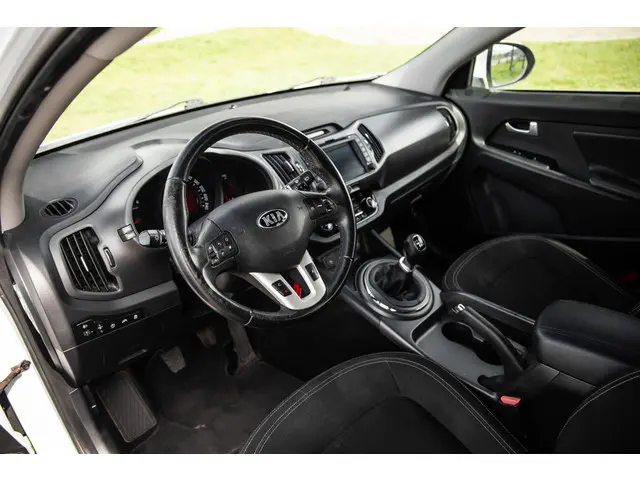 Kia Sportage 1.6 GDI 20th Anniversary 2013 Benzine 19