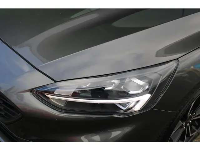 Ford Focus 1.5 EcoBoost ST Line Business 2019 Benzine 26