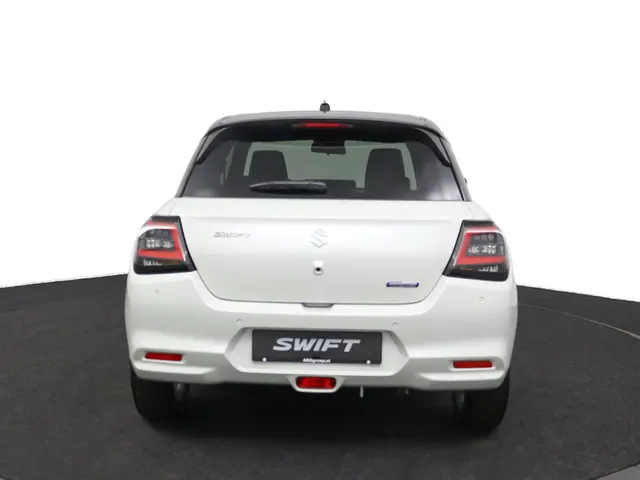 Suzuki Swift 1.2 Select Smart Hybrid 2025 Benzine 63
