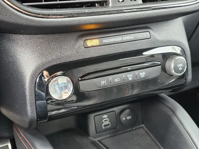 Ford Kuga 2.5 PHEV ST-Line X 2025 Hybride Benzine 24