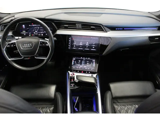 Audi e-tron S quattro 95 kWh 2020 Elektrisch 14