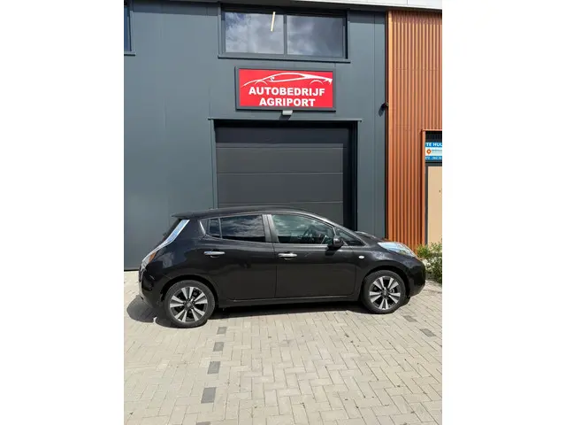 Nissan Leaf Tekna 30 kWh 2016 Elektrisch 11
