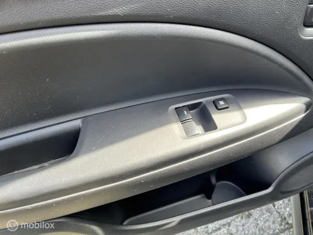 Mitsubishi Space Star 1.0 Cool+ 2019 Benzine 8