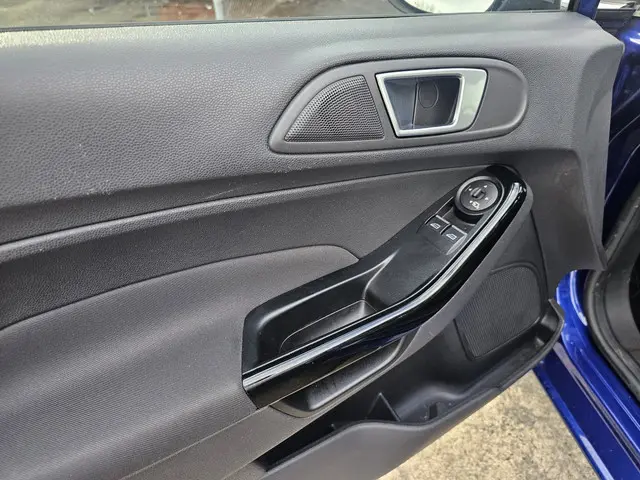 Ford Fiesta 1.0 EcoBoost Titanium 2015 Benzine 11