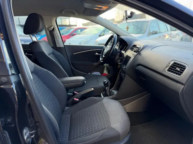 Volkswagen Polo 1.2 TSI Comfortline 2014 Benzine 6