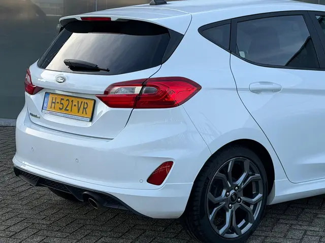 Ford Fiesta 1.0 EcoBoost ST-Line NL AUTO 2020 Benzine 6