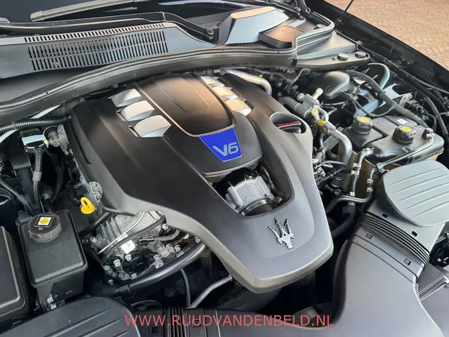 Maserati Quattroporte 3.0 S Q4 2014 Benzine 44