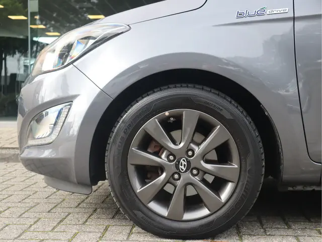 Hyundai i20 1.2 HP 2015 Benzine 13