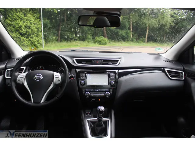 Nissan QASHQAI 1.2 Tekna 2014 Benzine 3