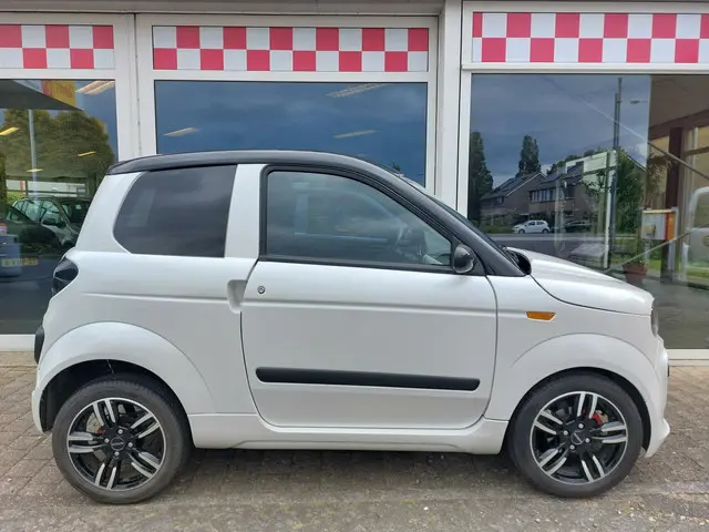 Microcar M.go Brommobiel 6 Plus 2022 Diesel 8
