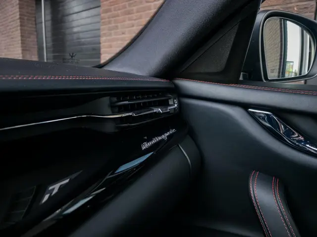 Maserati Quattroporte 3.0 S Q4 2018 Benzine 17