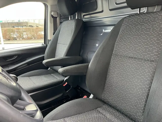 Mercedes-Benz Vito 110 CDI Lang 2021 Diesel 45