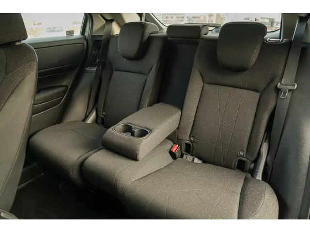 Honda HR-V 1.5i e:HEV ELEGANCE 2022 Hybride Benzine 8