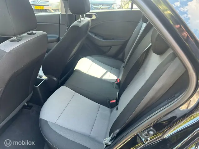 Hyundai i20 1.0 T-GDI i-Motion Airco 2019 Benzine 14