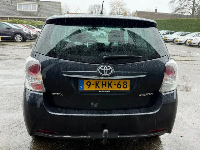 Toyota Verso 1.8 VVT-i Business 2013 Benzine 3
